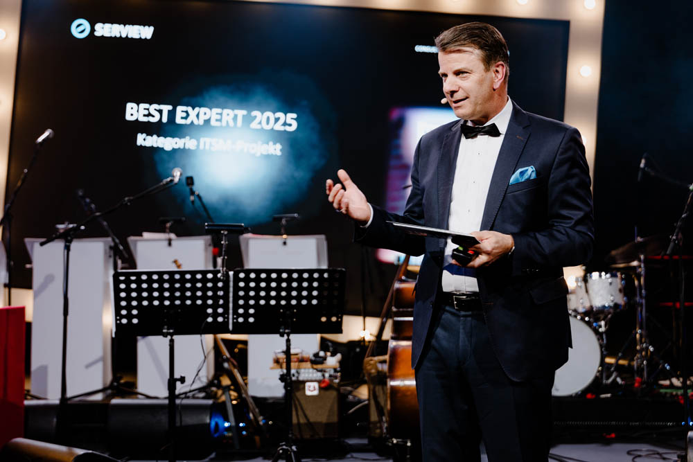 SERVIEW Summit25 Best Expert Award